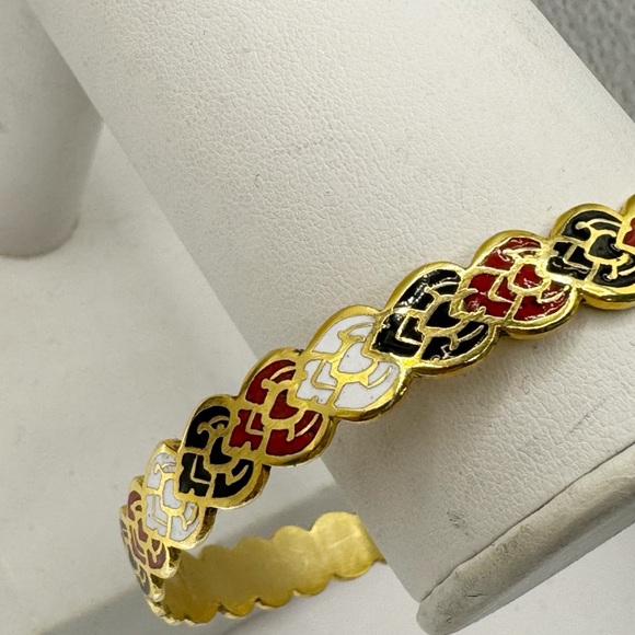 Gold tone heart bangle bracelet with red black white enamel inlay - Picture 3 of 13